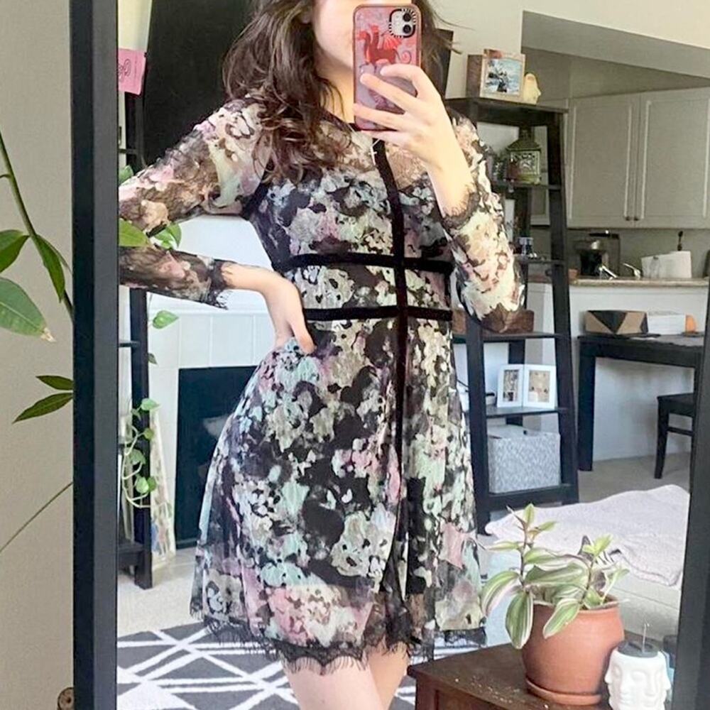 L NWT Fire Los Angeles Black Lace Overlay Velvet Cage Long Sleeve Empire Dress - Picture 4 of 11